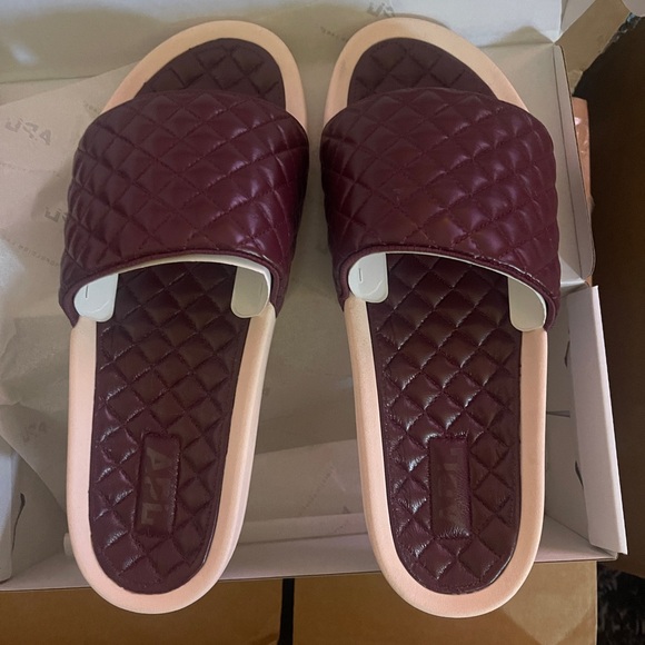 APL Other - APL LUSSO SLIDE Burgundy/ Creme Unisex